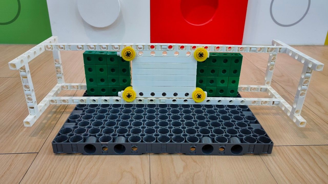 [教育時光機 EP2] 黑與白的結合，電子白板的時代來臨！