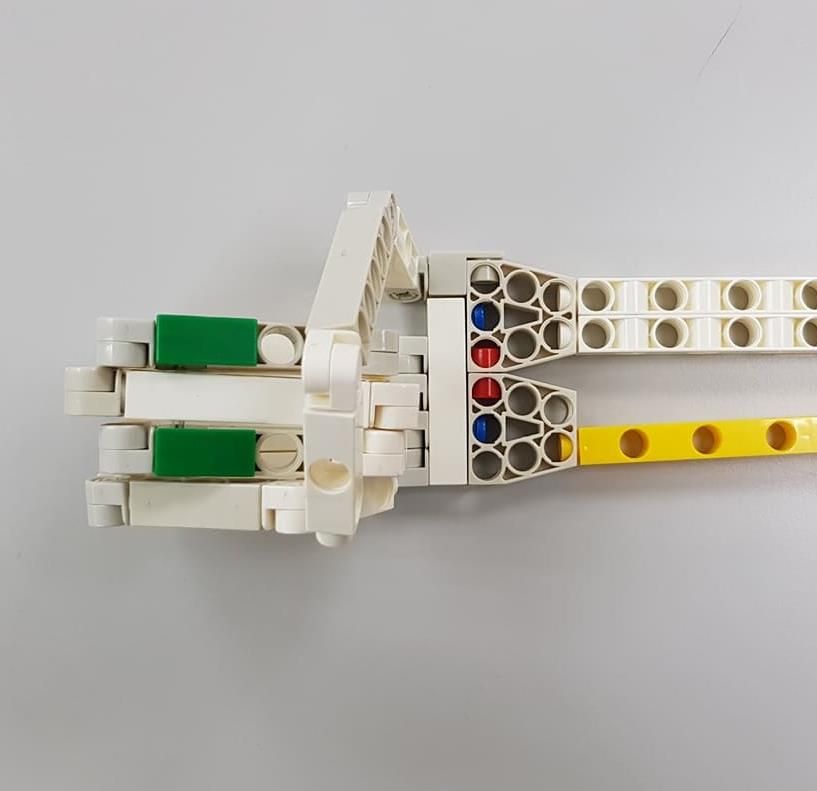 傑出的一”手”