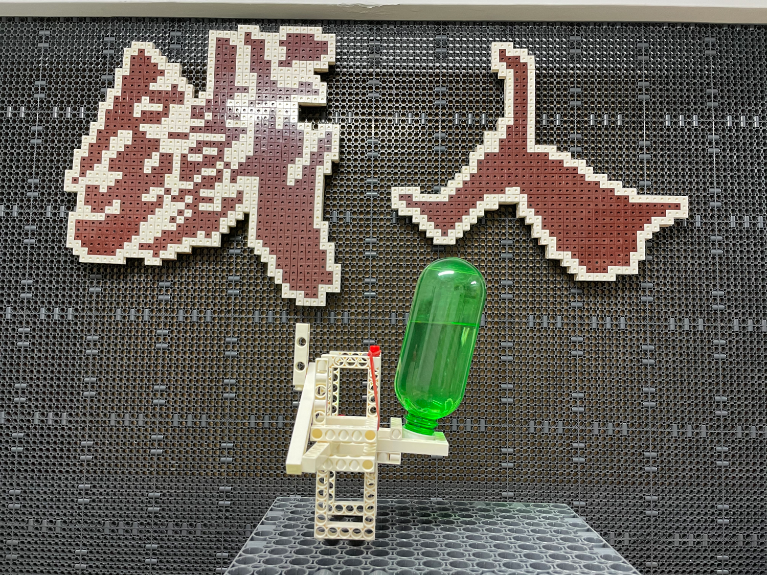 兩段式側向卡榫開關