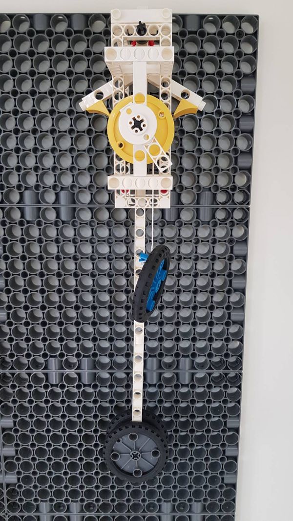 Science in daily life: EP2-Gravity Pendulum Clock